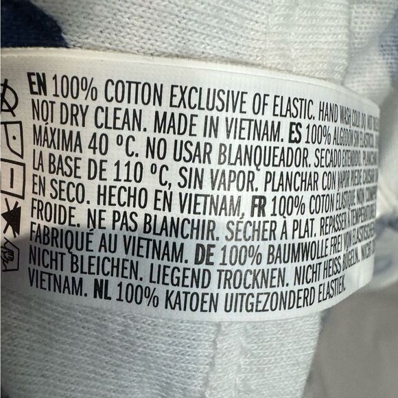 Retro 50s inspired blue and white polka dot smocked top size large - Picture 8 of 8